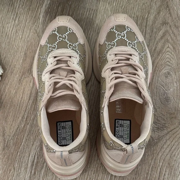 AUTHENTIC GUCCI RUN GG CRYSTAL MESH SNEAKERS - Picture 7 of 13